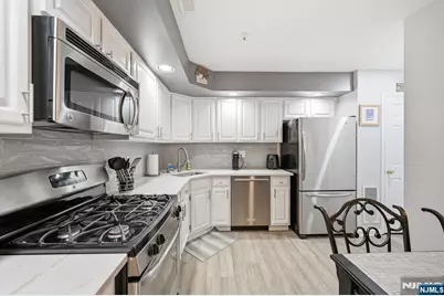 300 Coventry Court, Ramsey, NJ 07446 - Photo 13