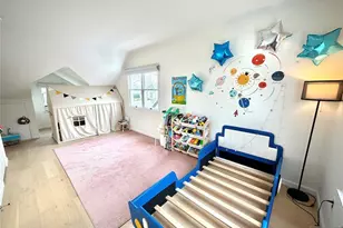 9 Pleasant Ave, Tenafly, NJ 07670 - Photo 13