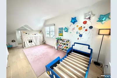 9 Pleasant Avenue, Tenafly, NJ 07670 - Photo 11