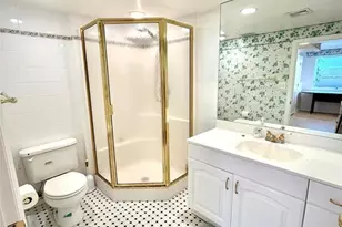 9 Pleasant Ave, Tenafly, NJ 07670 - Photo 17