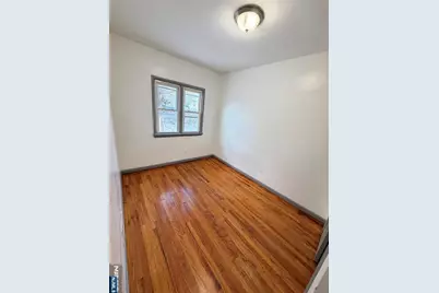 133 Mallory Avenue, Jersey City, NJ 07304 - Photo 5