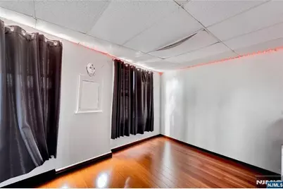 265 Queen Anne Road, Bogota, NJ 07603 - Photo 17