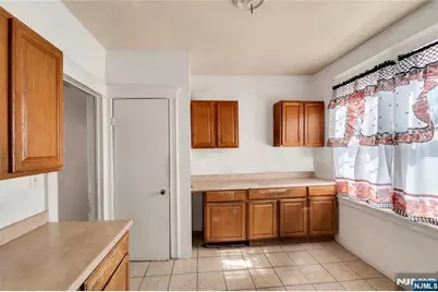 265 Queen Anne Road, Bogota, NJ 07603 - Photo 13