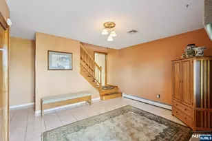 2 Ivy Ln, Wallington, NJ 07057 - Photo 7