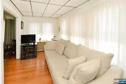 132 Catherine Avenue, Saddle Brook Township, NJ 07663 - Photo 7