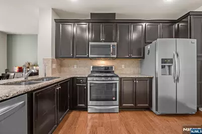 185 Wesmont Drive, Wood Ridge, NJ 07075 - Photo 15