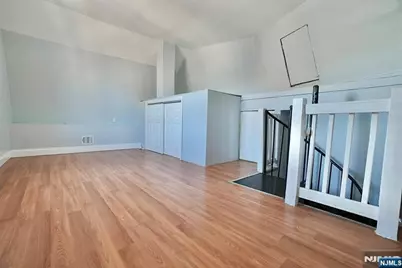 233 Bayview Avenue, Jersey City, NJ 07305 - Photo 9