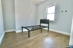 233 Bayview Ave, Jersey City, NJ 07305 - Photo 7