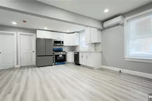 137 41st St, Union City, NJ 07087 - Photo 7