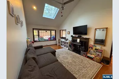 405 Pine Hill Road, Leonia, NJ 07605 - Photo 11