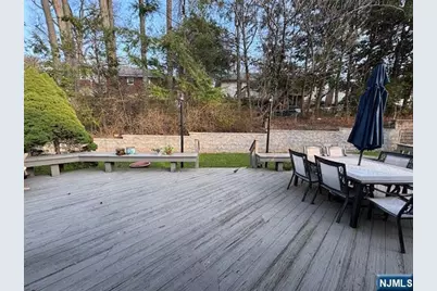 405 Pine Hill Road, Leonia, NJ 07605 - Photo 19