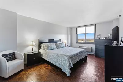 326 Prospect Avenue 11E #11E, Hackensack, NJ 07601 - Photo 13