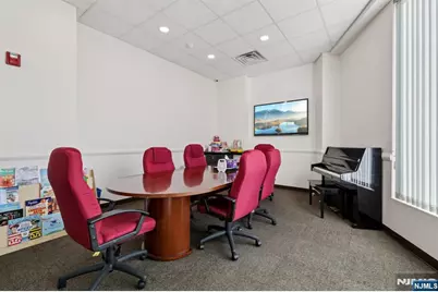 7-9 Ridgefield Avenue, Ridgefield Park, NJ 07660 - Photo 13