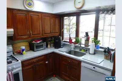 249 Madison Avenue, Cresskill, NJ 07626 - Photo 11
