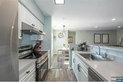 4101 Schindler Lane, Wayne, NJ 07470 - Photo 11