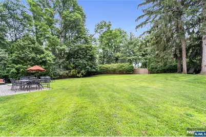 136 Tappan Road, Norwood, NJ 07648 - Photo 27