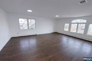 121 Philip 2, Elmwood Park, NJ 07407 - Photo 3