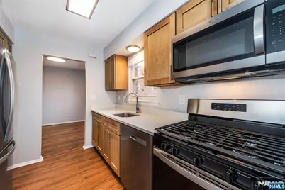 63 Roseland Avenue 47 #47, Caldwell, NJ 07006 - Photo 13