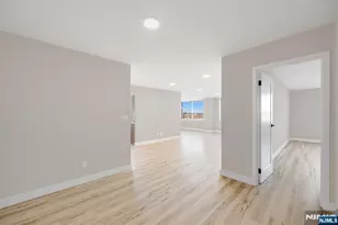 160 Overlook Ave 3A, Hackensack, NJ 07601 - Photo 5