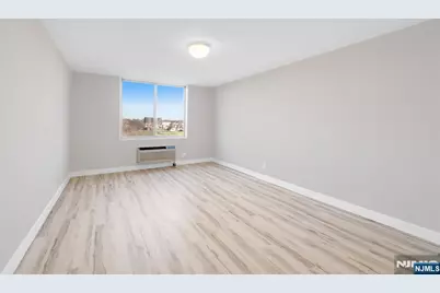 160 Overlook Avenue 3A #3A, Hackensack, NJ 07601 - Photo 15