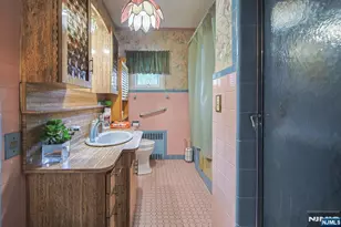 1003 Cumbermeade Rd, Fort Lee, NJ 07024 - Photo 15