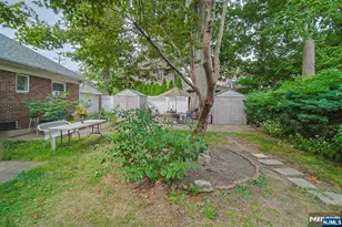 1003 Cumbermeade Rd, Fort Lee, NJ 07024 - Photo 23