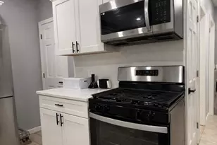 13 Barnert Pl, Paterson, NJ 07522 - Photo 11