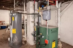 13 Barnert Pl, Paterson, NJ 07522 - Photo 15