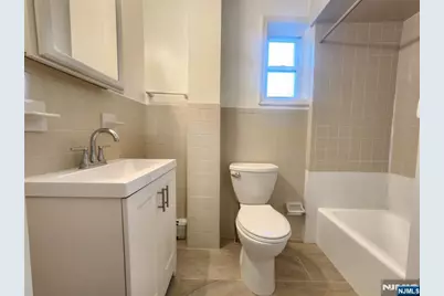 261 Clifton Avenue 1 #1, Clifton, NJ 07011 - Photo 9