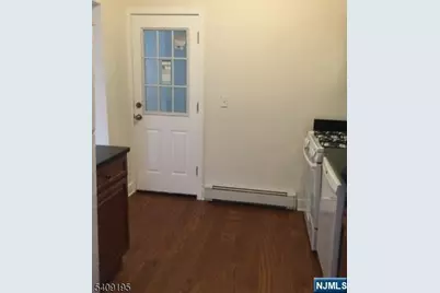 15 Harrison Place, Clifton, NJ 07011 - Photo 9