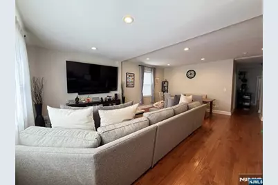 257 Bell Avenue 1st Fl #1st fl, Hasbrouck Heights, NJ 07604 - Photo 5