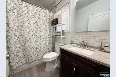 257 Bell Avenue 1st Fl #1st fl, Hasbrouck Heights, NJ 07604 - Photo 21