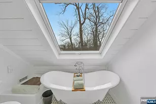 8 Glenwood, Parsippany, NJ 07834 - Photo 19