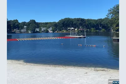 8 Glenwood, Parsippany, NJ 07834 - Photo 35