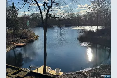 8 Glenwood, Parsippany, NJ 07834 - Photo 9