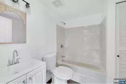 8 Glenwood, Parsippany, NJ 07834 - Photo 27