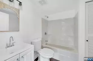 8 Glenwood, Parsippany, NJ 07834 - Photo 27