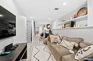 289 Webster Ave 1, Jersey City, NJ 07307 - Photo 29