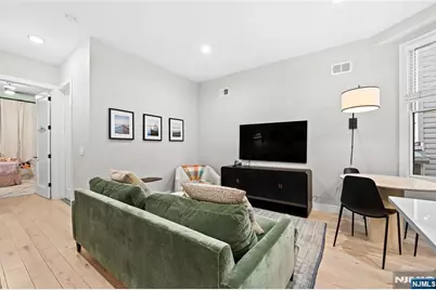 289 Webster Avenue 1 #1, Jersey City, NJ 07307 - Photo 7