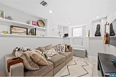 289 Webster Avenue 1 #1, Jersey City, NJ 07307 - Photo 27