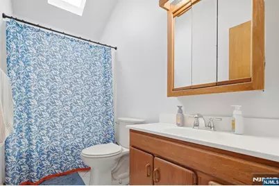 72 Hudson Drive, West Milford, NJ 07480 - Photo 19