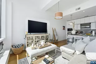9 Somerset Ln 408, Edgewater, NJ 07020 - Photo 13