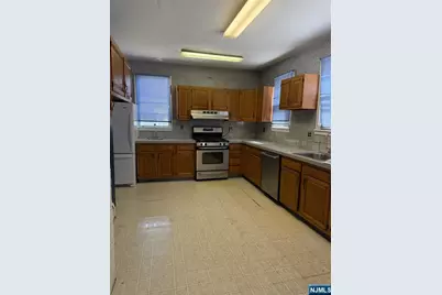 359 4th Street, South Amboy, NJ 08879 - Photo 7