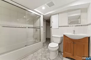 820 Elizabeth St, Ridgefield, NJ 07657 - Photo 19