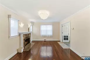 820 Elizabeth St, Ridgefield, NJ 07657 - Photo 5