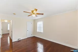 820 Elizabeth St, Ridgefield, NJ 07657 - Photo 13