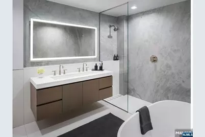 320 Adolphus Avenue 803 #803, Cliffside Park, NJ 07010 - Photo 3