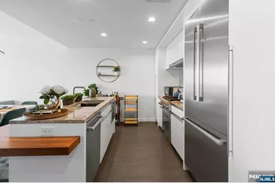 320 Adolphus Avenue 803 #803, Cliffside Park, NJ 07010 - Photo 3