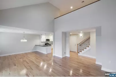 2-48 Grove Avenue 20 #20, Cedar Grove, NJ 07009 - Photo 5