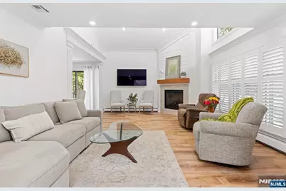 1 Bentley Drive 3 #3, Franklin Lakes, NJ 07417 - Photo 5